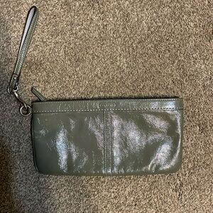 🆕 Coach Wristlet